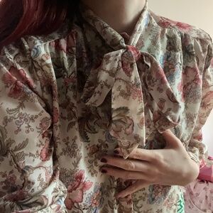 Vintage 1970s Pussybow Blouse